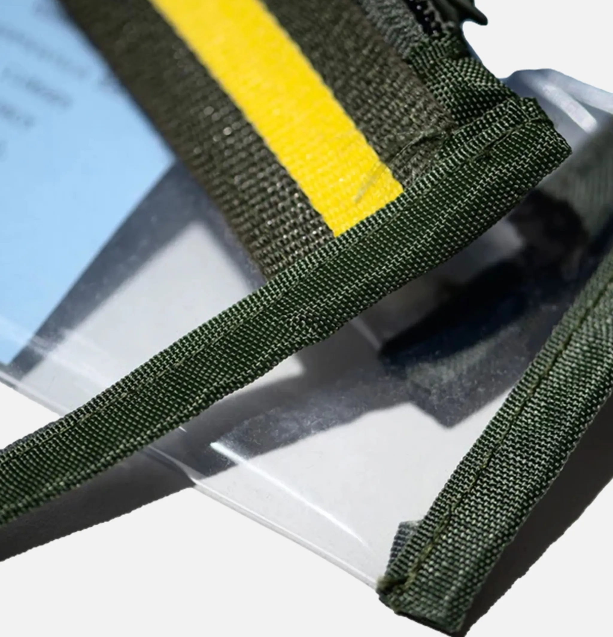 PUEBCO College Pass Sheet Green* Small Leather Goods