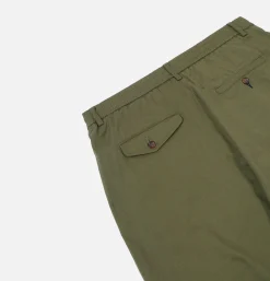UNIVERSAL WORKS Double Pleat Pant Light Olive* Chinos