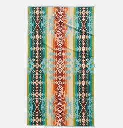 PENDLETON Oversized Jacquard Towel Centu* Maison