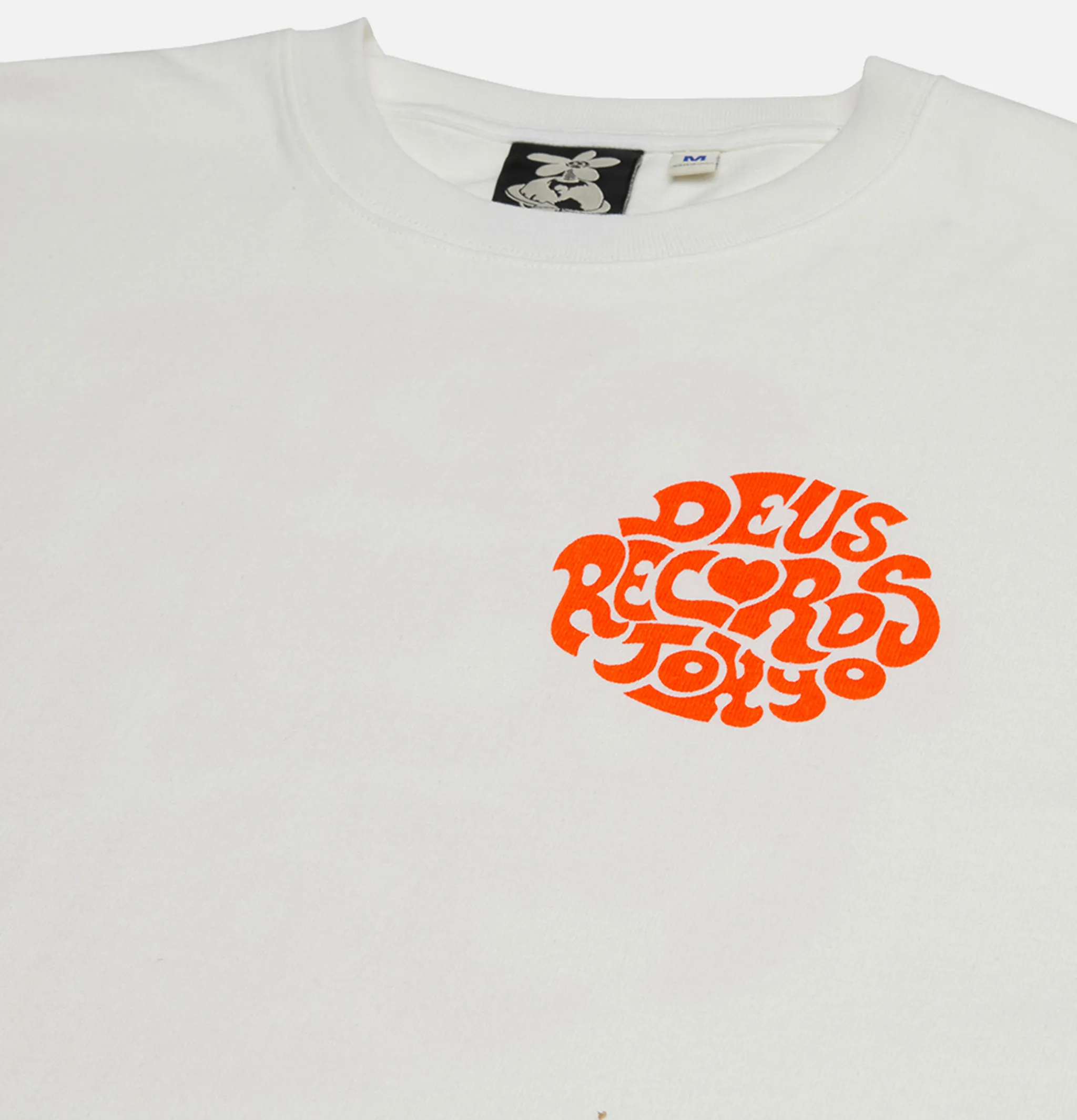 DEUS Paradigm Ls Tee Wintage White* T-shirts