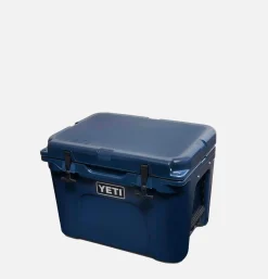 YETI Tundra Cooler 35L Navy* Outdoor